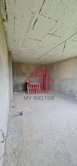 Продаж готельно-ресторанного комплексу Велятино.