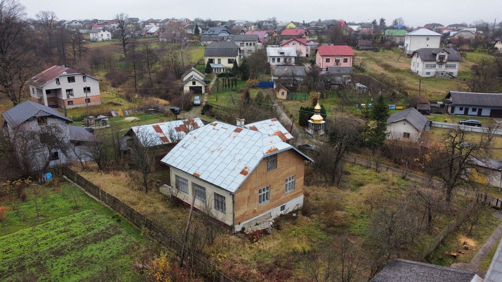 Продаж цегляного Будинку в передмісті Моршина
