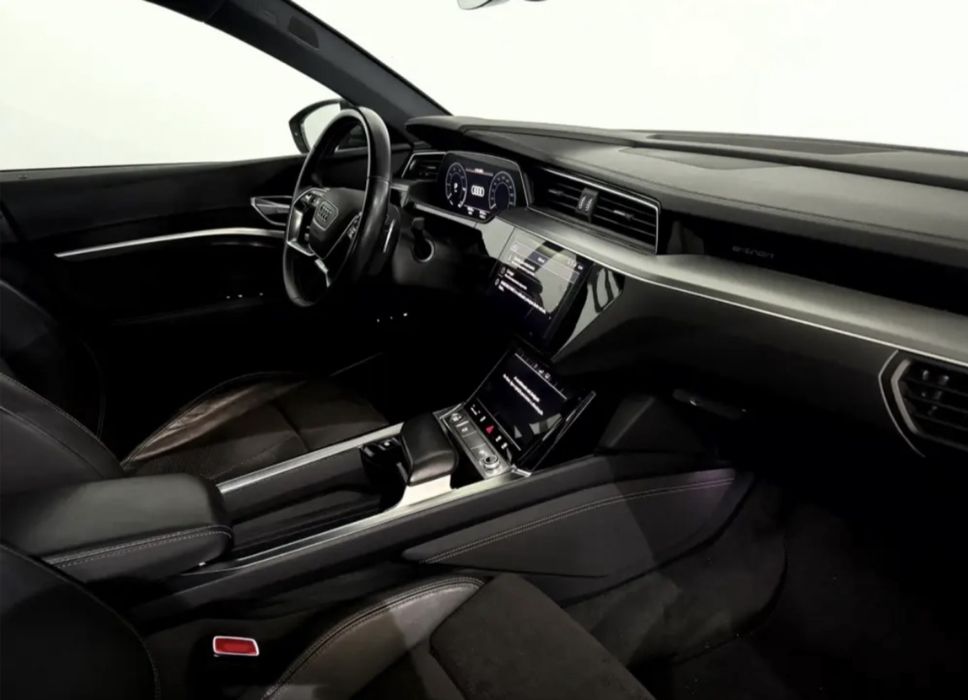 Audi  E-Tron 50 quattro Sportback S Line — photo 5