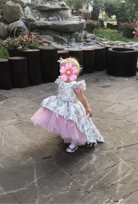 Нарядна сукня на рік 86р