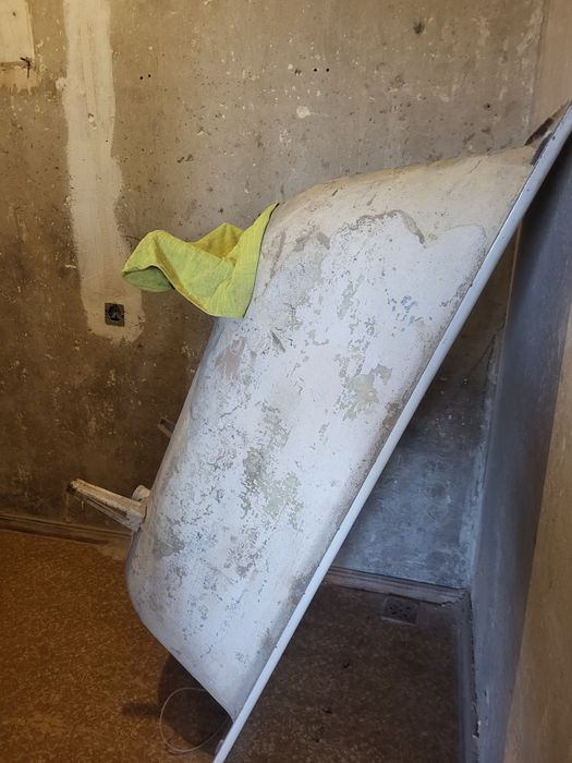 Отдам за 200 грн Чугунная ванна