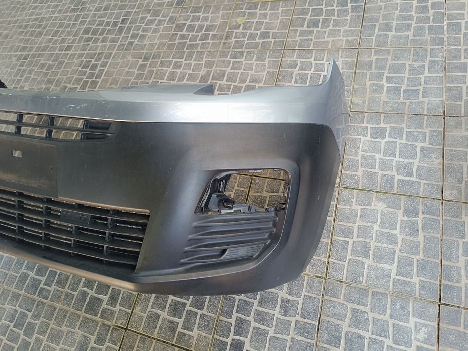 Parachoques Peugeot Partner 2021