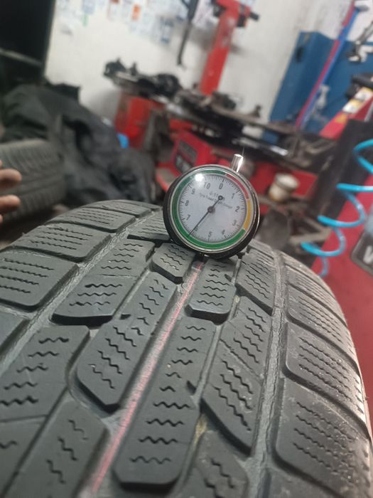 Komplet kół stalowych 5x115 Astra J opony zimowe 215/60R16
