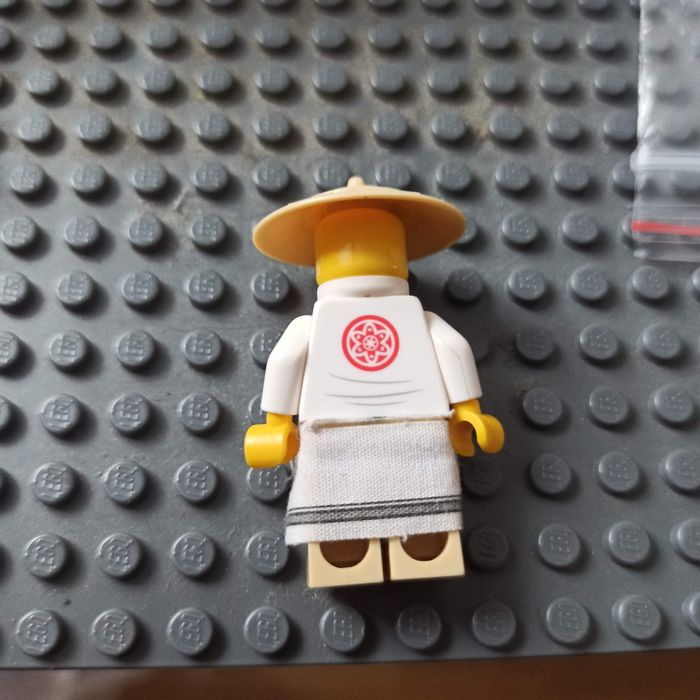 Lego figurka ninjago Sensei Wu njo315