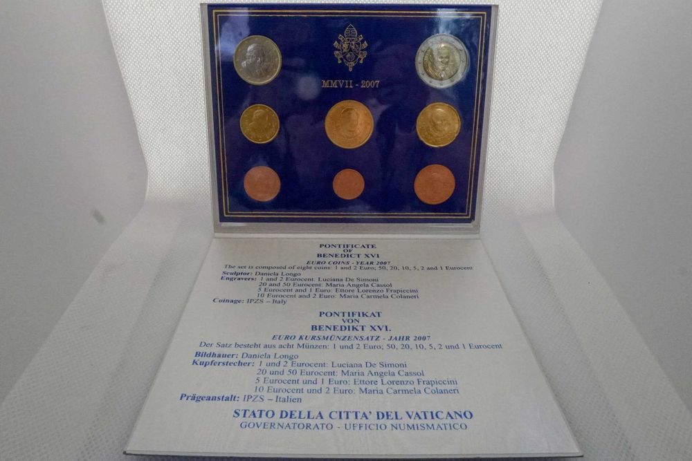 Set - 2007 completo de 8 Moedas euro do Vaticano na Carteira