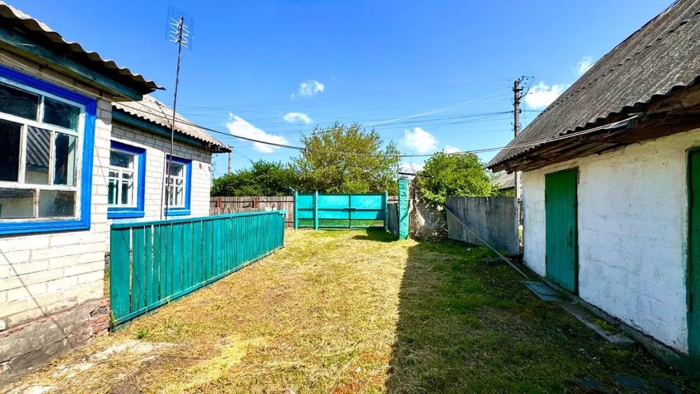 Продається будинок у с. Руська Поляна по вул. Ватутіна
