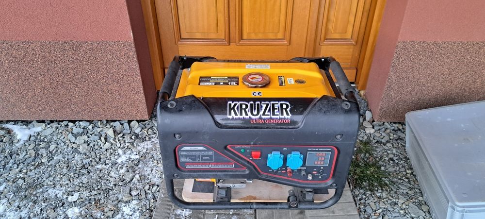 Agregat Kruzer TH 3900 E 3kW prawie nie używany- 17 mg