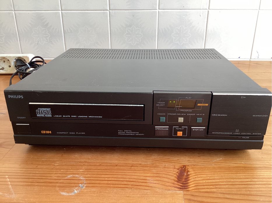 Leitor de cds Philips modelo 104 muito raro.