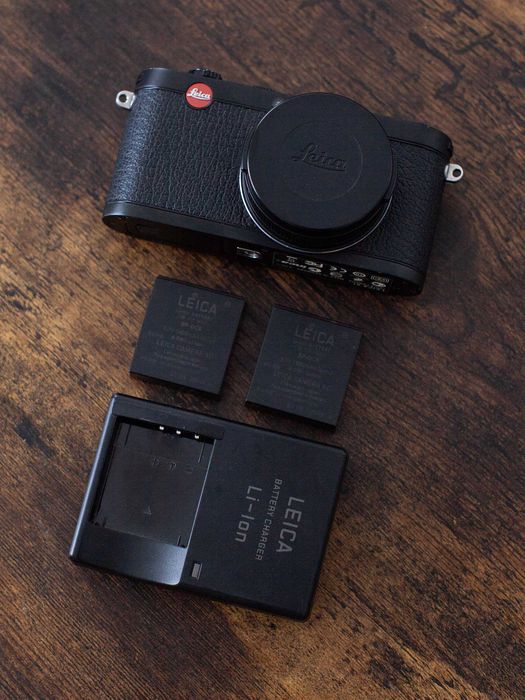 Leica X1 (Preta) Câmara Digital - Com Caixa e Manuais - Muito bom estado - Totalmente funcional