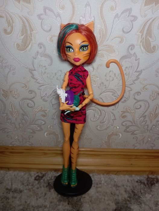 Продам кукол монстер хай