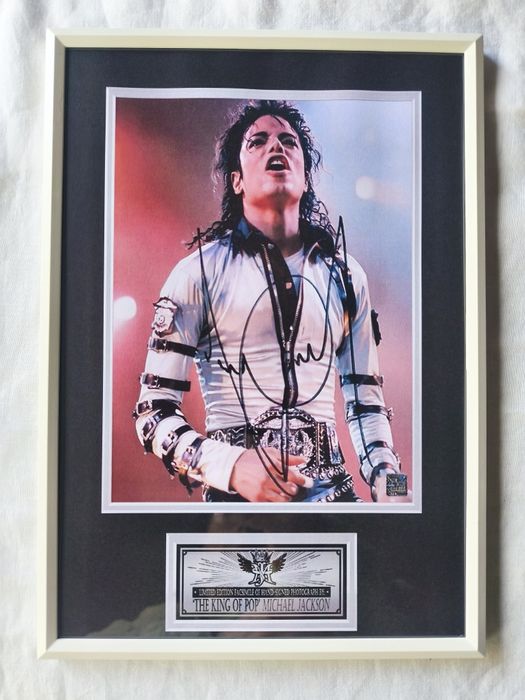 Moldura Singer Michael Jackson com Autógrafo (A4)