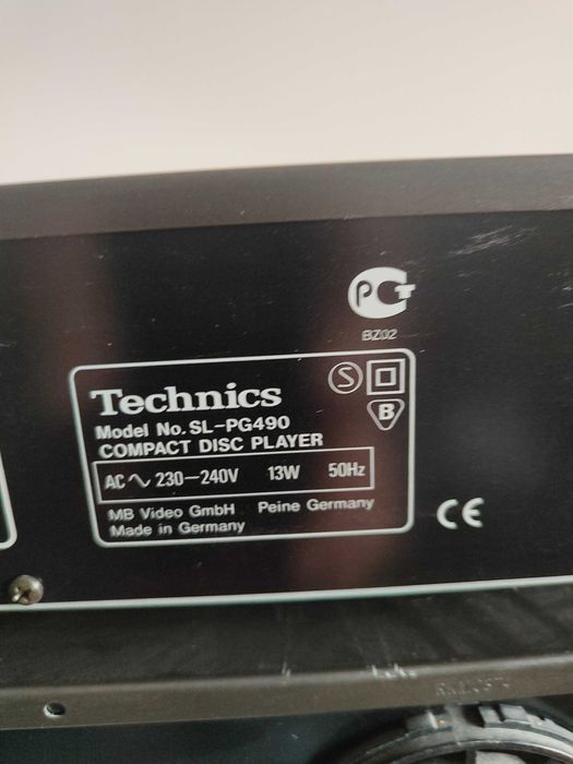 Sprzedam zestaw Technics Amplituner,Radio, CD z kolumnami