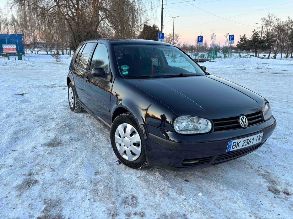 Volkswagen Golf 1998