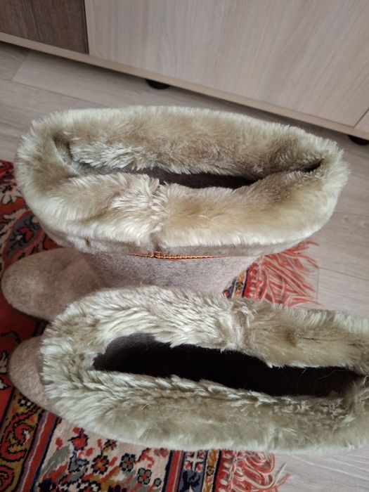 Валянки жіночі 39.