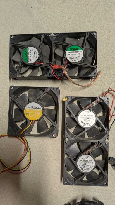 Вентилятор 12В 80х80, кулер Sunon, Foxconn