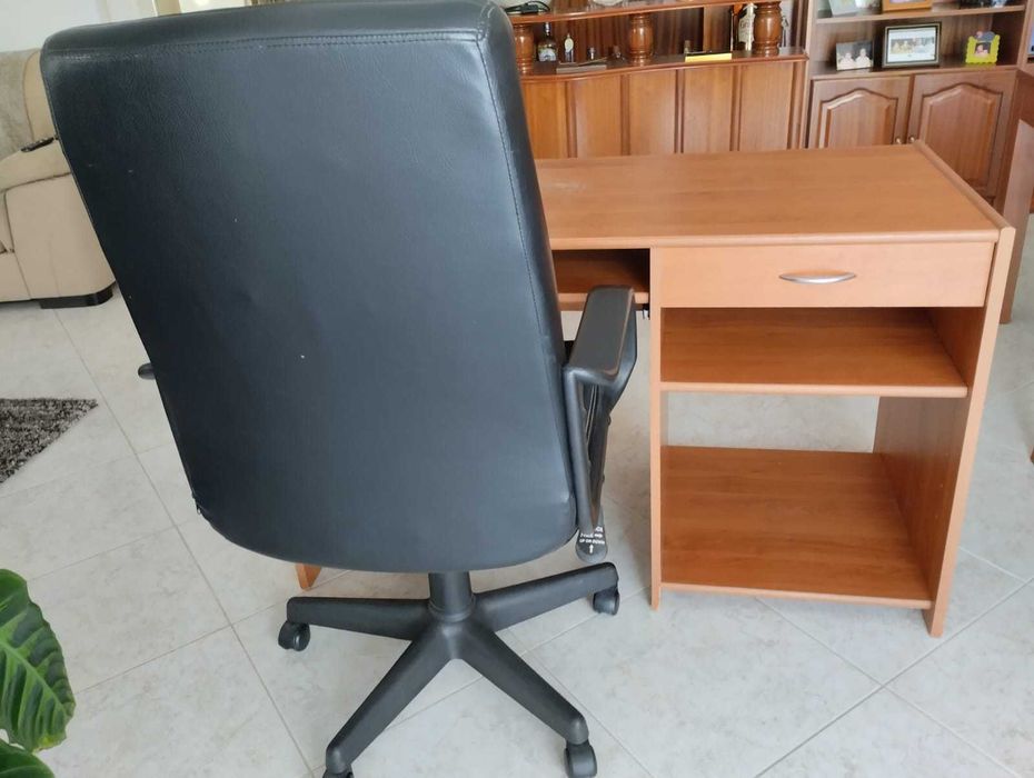 Secretária / Escrivaninha