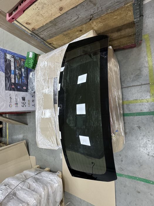 Mersedes gle 167 задние стекло оригинал