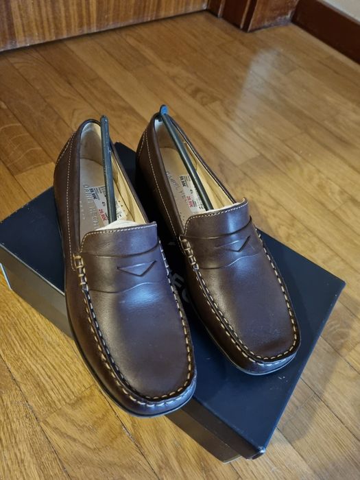 Sapatos Mocassim em Pele - NOVOS