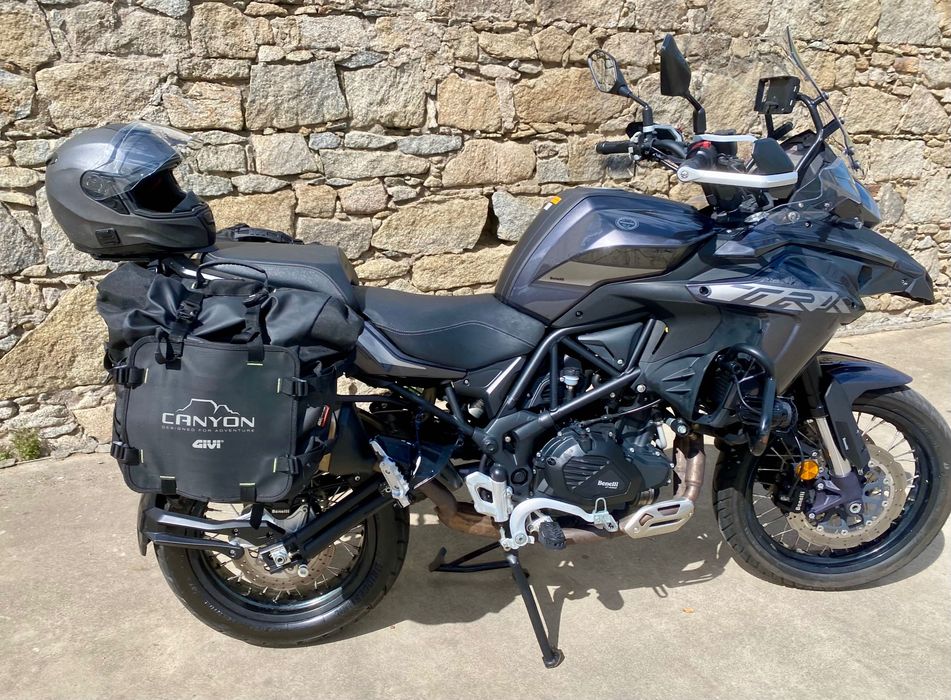 BENELLI TRK 502X - Full Extras