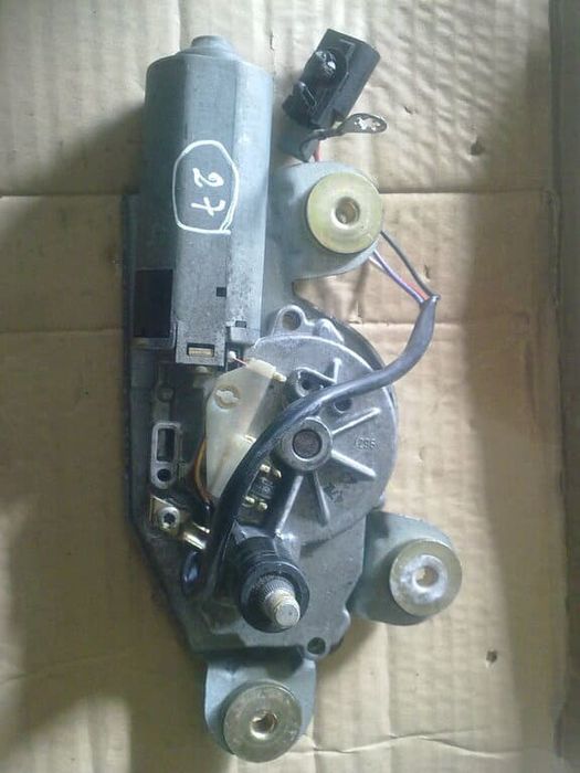 Motor limpa vidros trás FORD Escort 95 (VI) Van (AVL)