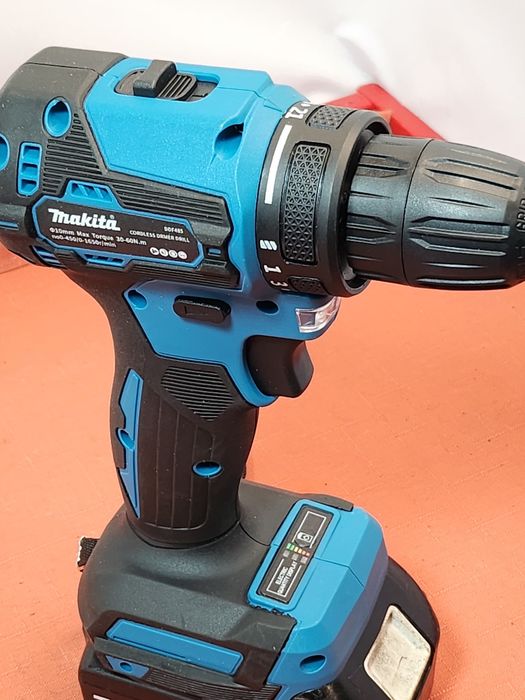 Wiertarko-wkrętarka akumulatorowa Makita