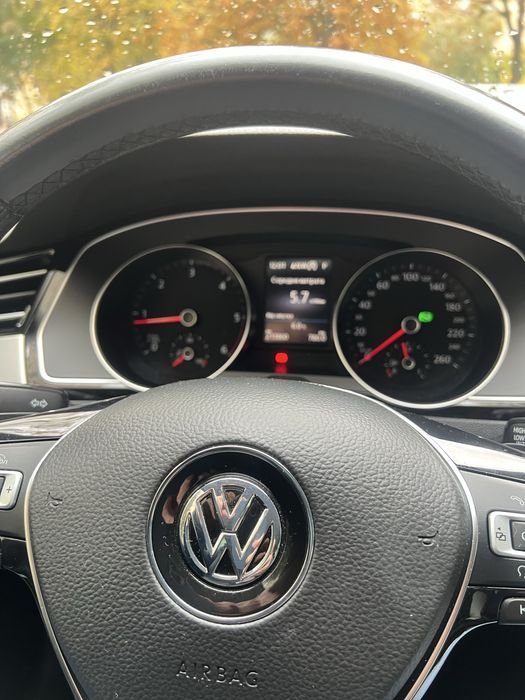 PASSAT B8  2.0TDI  highline