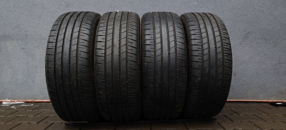 225/45/19 Bridgestone demo