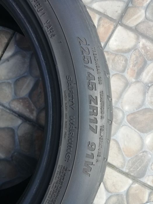 Pneu 225/45 ZR 17  91 W  Muito bom