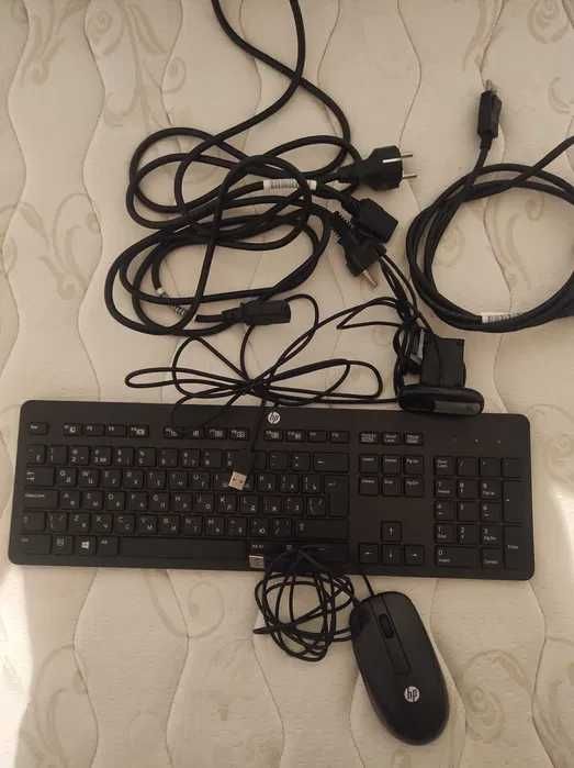 HP ProDesk 600 G3 SFF + HP P223 23"