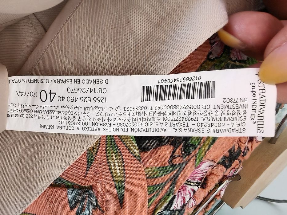 Calção saia Stradivarius