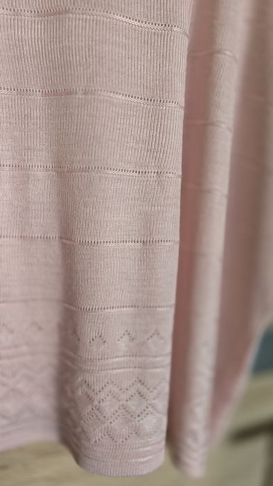 Sweter pudrowy róż 50 / 52 Berkertex  krótki rękaw