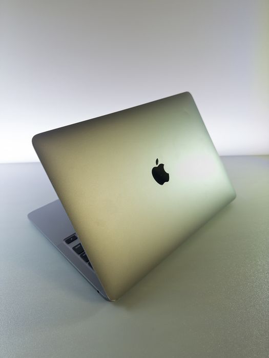 Macbook Air 13” M1 16/512