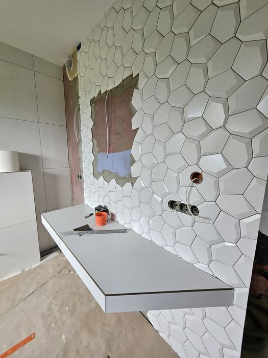 Remonty/ kompleksowo / hydraulika/ elektryka / szeroka oferta