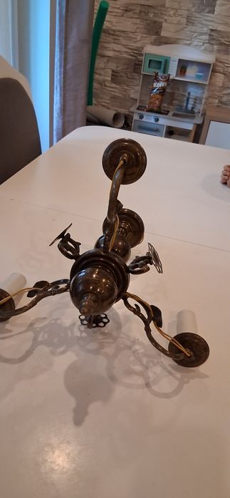 Mosiezny żyrandol na 3 żarówki e14
