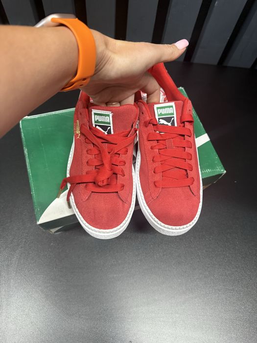 Продам нові жіночі  оригінальні кеди Puma , розмір 40,5 ( стелька 26) . Дуже стильні , на високій підошві