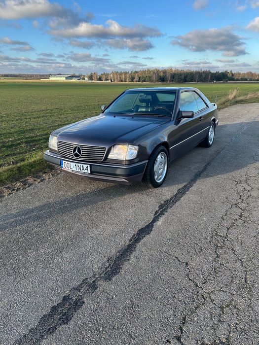 Mercedes-Benz W124