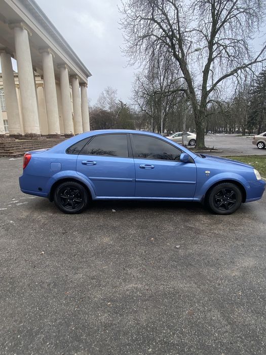 Продам Шевролле Лачетти