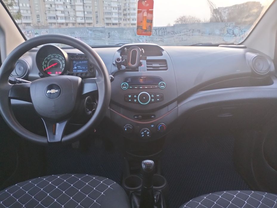 Продам Chevrolet Spark 2010