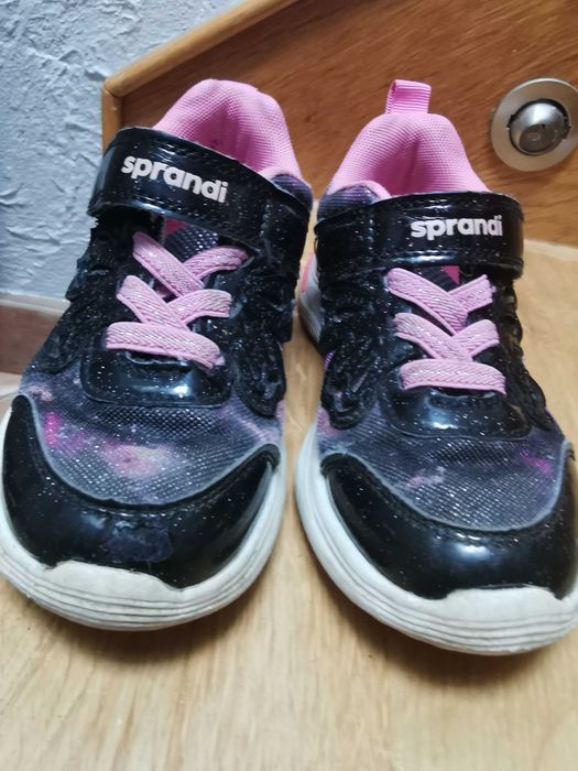 Adidasy Sprandi rozm. 30 świecą