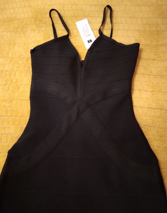 Sukienka bandażowa czarna s