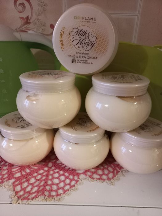 Крем для тiла Eclat Giordani Divine Молоко Oriflame Орифлейм