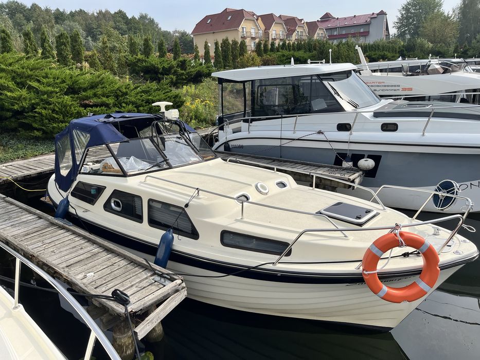 Jacht Motorowy Hastla 26 houseboat Bogate Wyposazenie