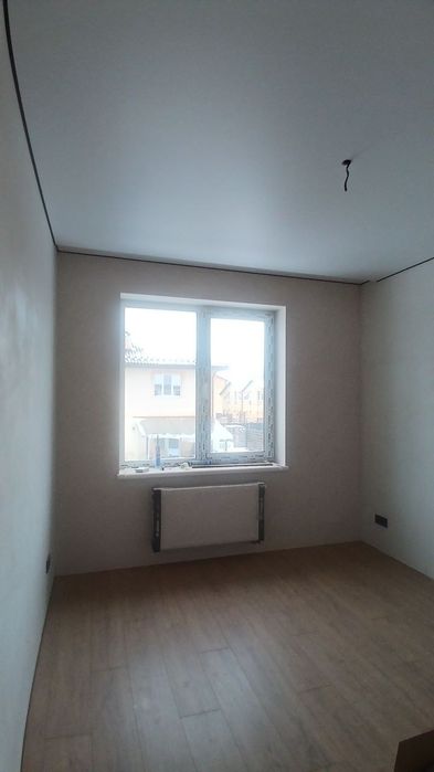 С Ремонтом и кухней новый таун 4спальни/+ студия