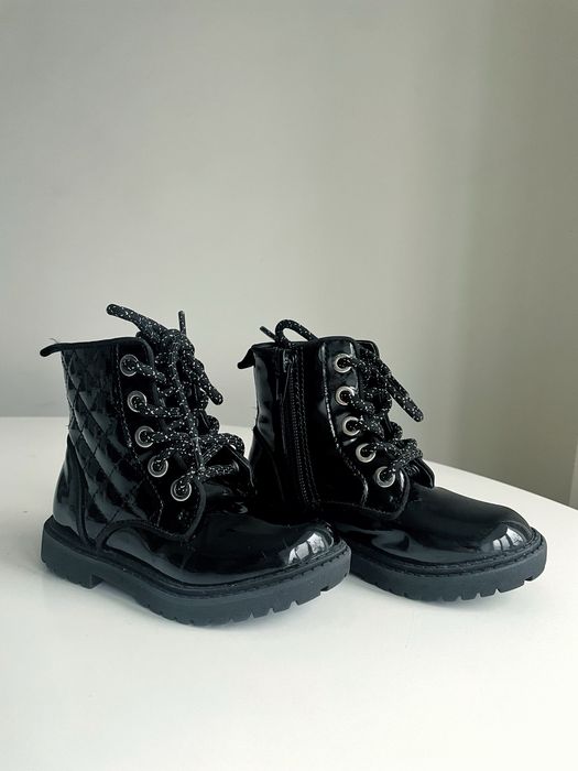 Взуття для дівчинки демісезонне