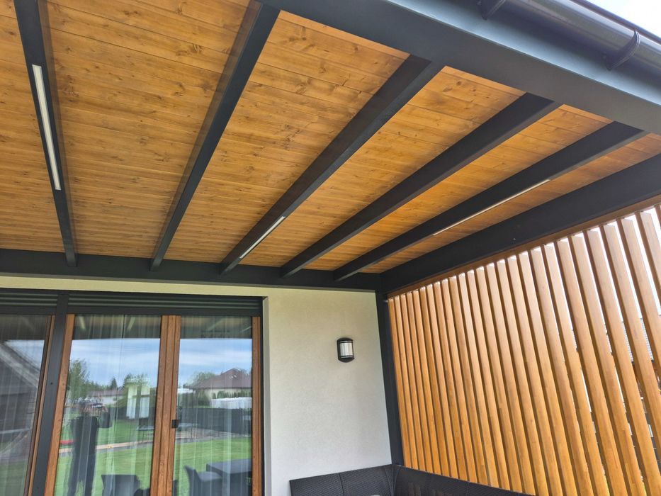 zadaszenie tarasu pergola patio altana lamele pionowe taras drewniany