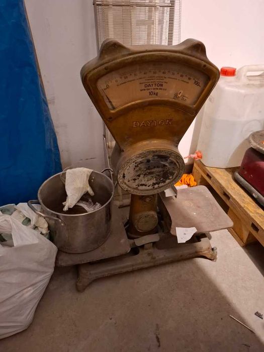 Zabytkowa waga DAYTON