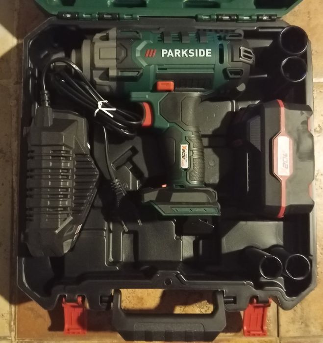 Aparafusadora de impacto 20V Parkside