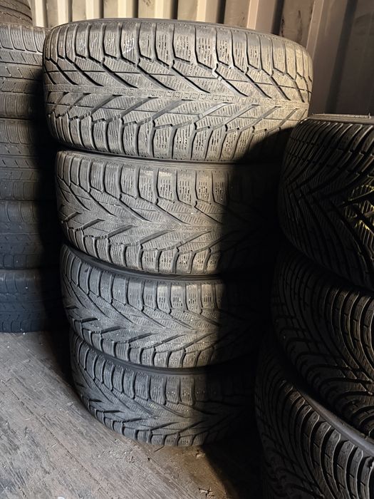 255/50/19 NOKIAN