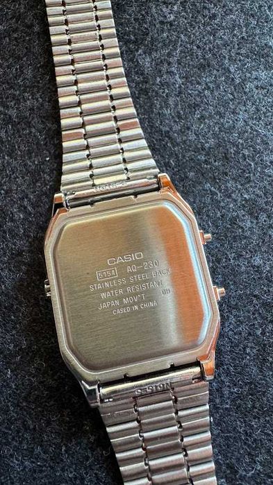 Relógio Casio AQ230 - Prateado estilo vintage