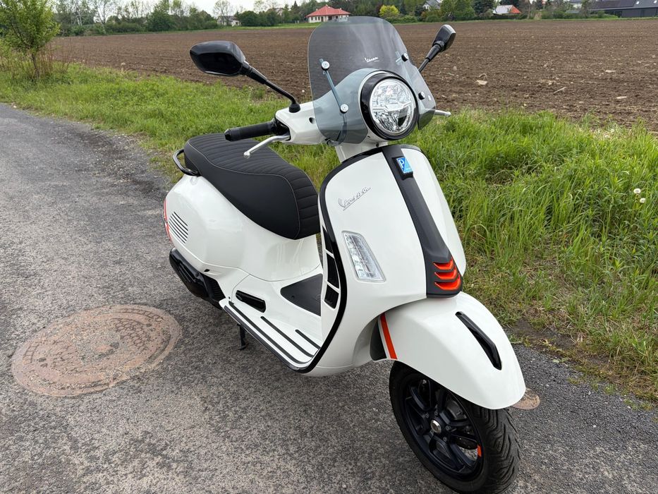 Piaggio Vespa Primavera 125 GTS 3.900 km. Zarejestrowany w PL sprint forza xmax